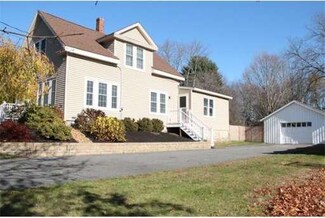 230 School St, Groveland, MA 01834
