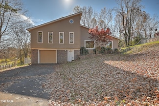 401 Crestfield Dr, Bristol, TN 37620