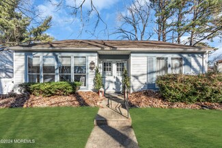 676B Buckingham Dr Unit B, Manchester, NJ 08759