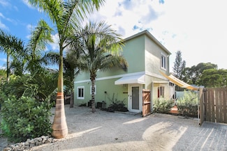 80 Le Grand Dr, Key Largo, FL 33037