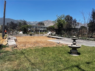 419 W Altadena Dr, Altadena, CA 91001