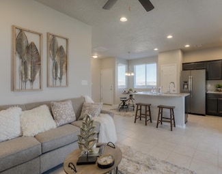1883 Sunrise Ln, Rio Rancho, NM 87124