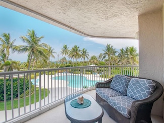 5051 N Highway A1a Unit 3-2, Hutchinson Island, FL 34949