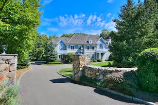 88 Merry Meet Cir, Fairfield, CT 06824