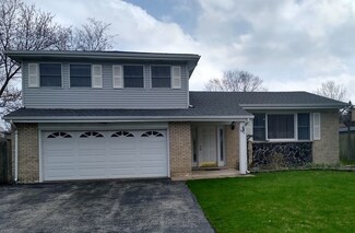 8717 S 83rd Ave, Hickory Hills, IL 60457