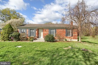 46 Coon Creek Rd, Grantville, PA 17028