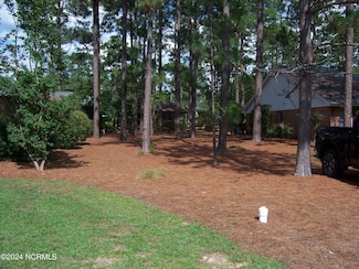 450 Pinehurst Trace Dr, Pinehurst, NC 28374