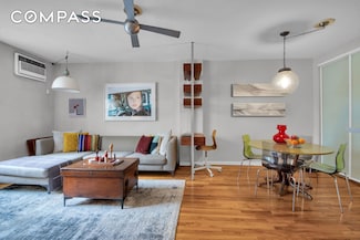 344 W 49th St Unit 3-G, New York, NY 10019