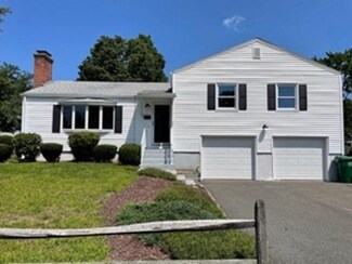 60 Mountainview St, Chicopee, MA 01020