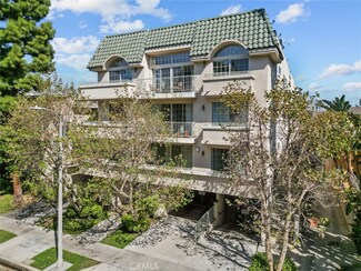 4348 Mammoth Ave Unit 102, Sherman Oaks, CA 91423