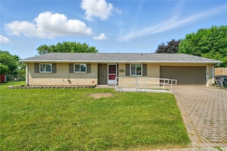 1334 Custer Ct, Troy, OH 45373