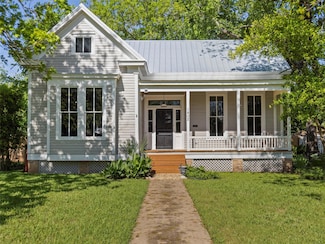 1402 Pecan St, Bastrop, TX 78602