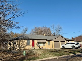 317 E 17th St, Wellington, KS 67152