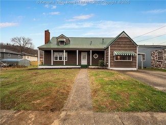 1216 W 12th St, Nitro, WV 25143