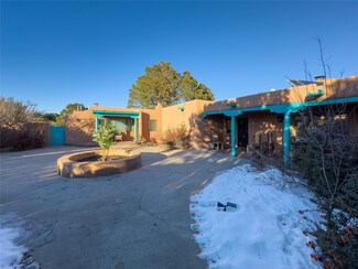 115 La Senda Rd, Los Alamos, NM 87547