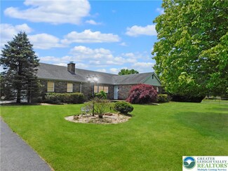 34 Oxford St, Tamaqua, PA 18252