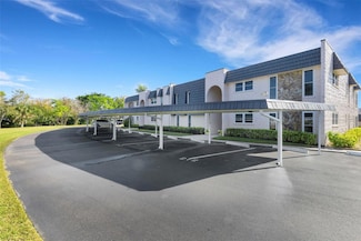 212 Fernwood Cir, Seminole, FL 33777