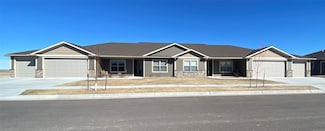 325 42nd St N, Great Falls, MT 59405