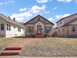 980 Cherokee Ave, Saint Paul, MN 55118