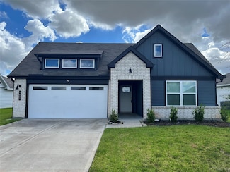 1607 Barrows Ln, Richmond, TX 77469