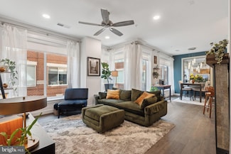 625 Slaters Ln Unit 201, Alexandria, VA 22314