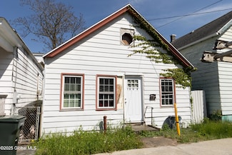 1864 7th Ave, Watervliet, NY 12189