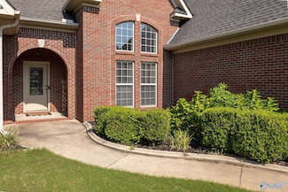 1907 Weatherly Cir SW, Decatur, AL 35603