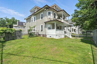 782 Sumner Ave, Springfield, MA 01108