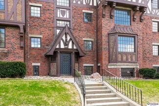 4907 Davenport St Unit 5, Omaha, NE 68132