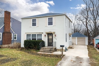 416 S Gladstone Ave, Aurora, IL 60506
