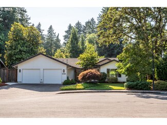 1566 Happy Ln, Eugene, OR 97401