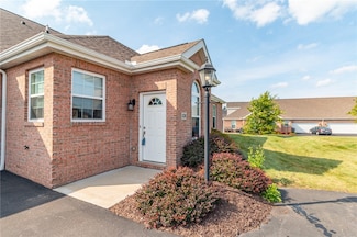 128 Shelton Place Dr, Evans City, PA 16033