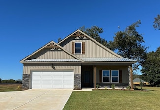 140 Woodham Rd, Ashford, AL 36312