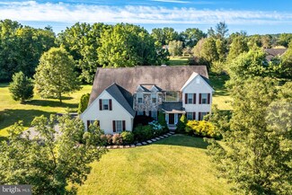 1103 Winchester Ct, Pottstown, PA 19465