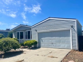 1317 N V St Unit 203, Lompoc, CA 93436