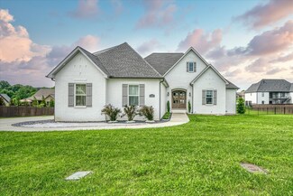 1905 Rivers Edge Dr, Cookeville, TN 38506