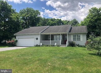 1164 Paper Mill Rd, Chambersburg, PA 17202