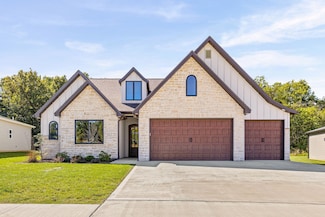 4521 Vecchi Ln, Columbia, MO 65203