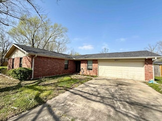 857 Sharp St, Bridge City, TX 77611