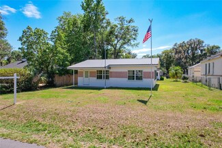 5121 10th St, Zephyrhills, FL 33542