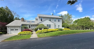 12 Monte Carmele St, North Providence, RI 02904
