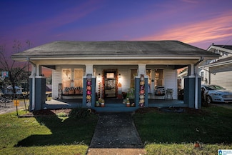 416 Oak St, Bessemer, AL 35022