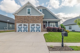 7925 Frostwood Ln, Ooltewah, TN 37363