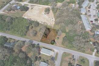 1030 Booker St, Fellsmere, FL 32948