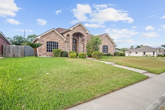 991 Diaz, Alice, TX 78332