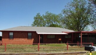14302 Texas 240, Electra, TX 76360