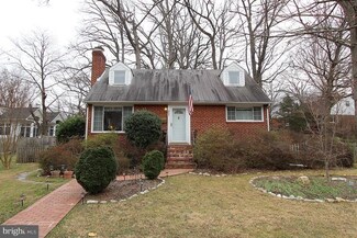 9405 Bulls Run Pkwy, Bethesda, MD 20817