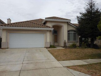 1943 Cabernet Way, Salinas, CA 93906
