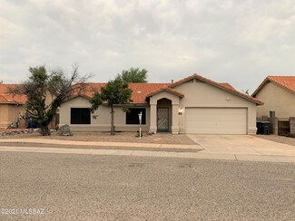 2334 S Quail Hollow Dr, Tucson, AZ 85710