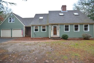 72 Jays Dr, South Dennis, MA 02660